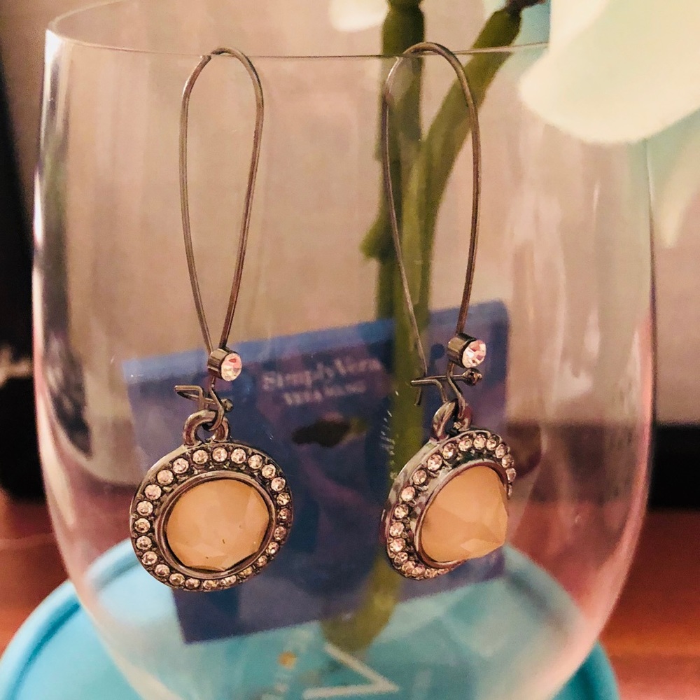 NWT Simply Vera Vera Wang Fashion Earrings